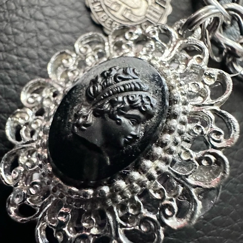 Custom Handmade Charm Bracelet BLACK ONYX CAMEO Repurposed Silvertone Chain 4343